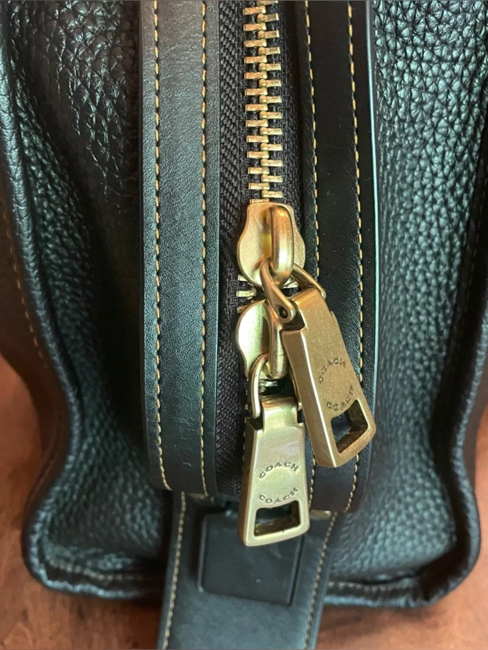 Coach Rogue 30 Glove Tanned Leather - Black - Brass - Shoulder / Crossbody Bag - Picture 10 of 16